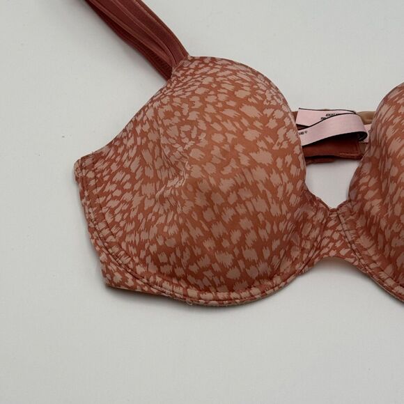 Victoria's Secret Angelight Full-Coverage Spacer Bra Lightly Lined 36C - Picture 3 of 10